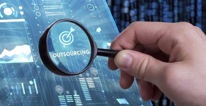 Outsourcing Is A New Trend For Small Businesses in 2024