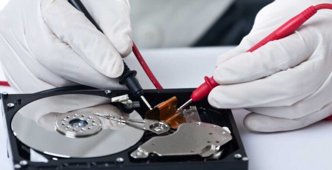 Data Recovery: Why it is Wise to Hire Experts? – 2024 Guide
