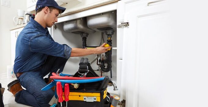Tech that Can Help you Become Better Plumber – 2024 Guide