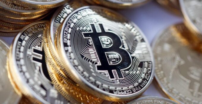 7 Reasons Why You Should Invest in Bitcoin in 2024