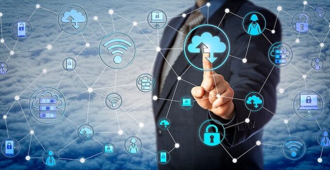 5 Advantages of Using a Cloud-Based Communication Systems