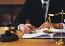 9 Secrets to Finding a Great Personal Injury Lawyer in 2024