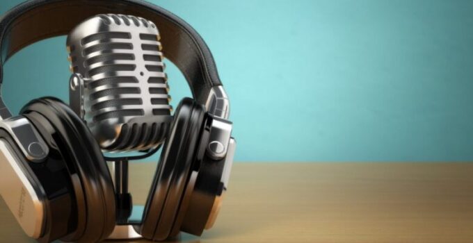 4 Things to Know Before Starting a Podcast – 2024 Guide
