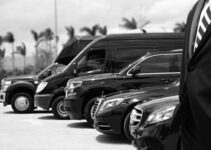 5 Ways Technology is Changing Luxury Limo Services – 2024 Guide