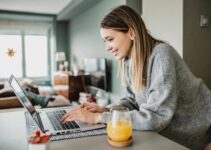 11 Remote Work Software Best for Small Online Businesses in 2024