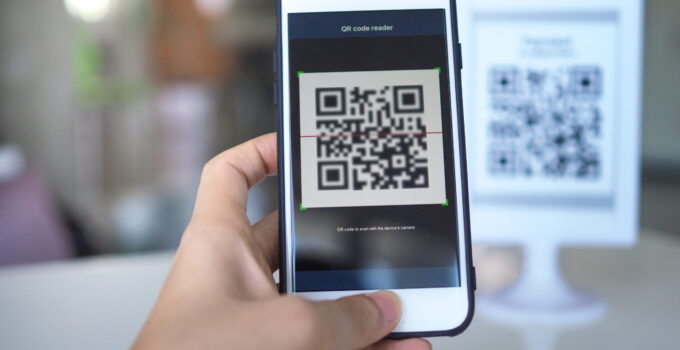 From Offline To Online: Integrating QR Codes Into Your Instagram Marketing Strategy