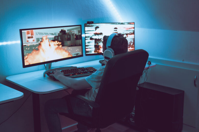 Online Gaming Risks for College Students